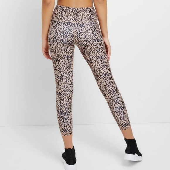 All Fenix Cheetah Camel Sandy 7/8 Leggings New With Tags - Picture 4 of 15